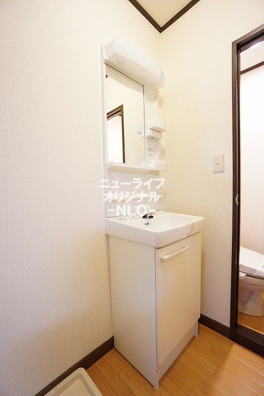 洗面設備　毎日の身支度も快適にできる洗面化粧台付き☆