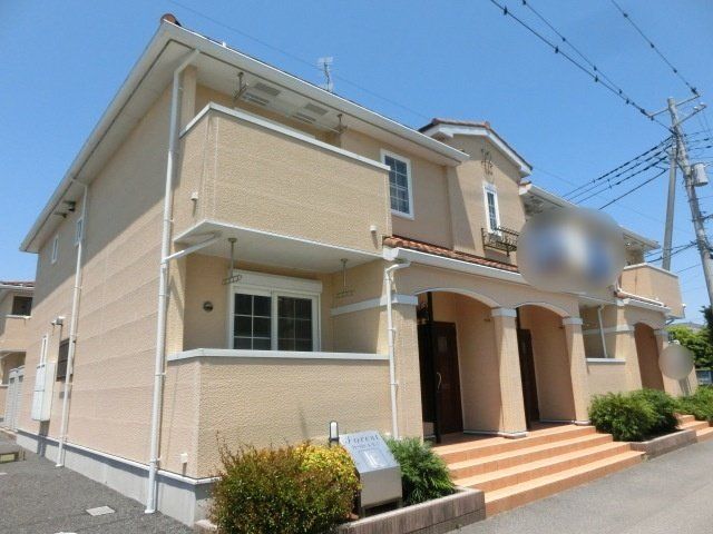 建物外観　2年後の更新料が不要で費用削減できます