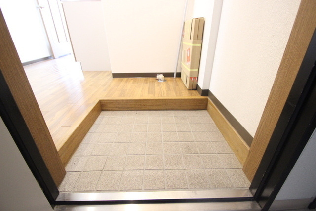 玄関　別部屋参照