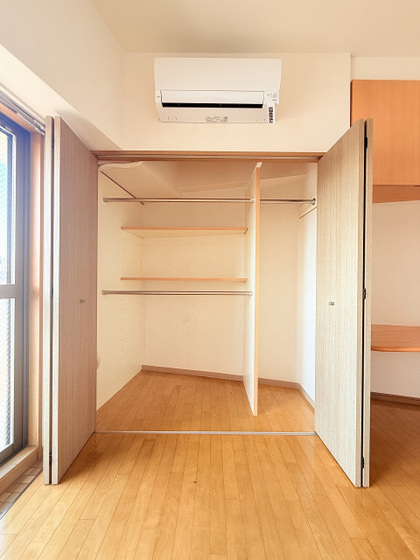 収納　※別部屋の写真です