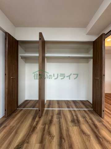 収納　反転タイプ写真(308号室-1LDK-40.23平米)