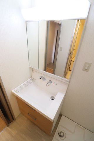 洗面設備　広めの脱衣スペース