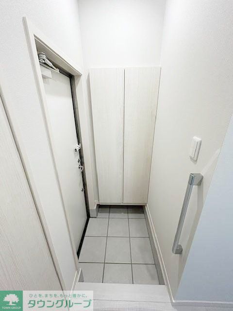 玄関　キッチン
