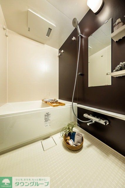 バス・シャワールーム　※写真は同タイプ住戸です。