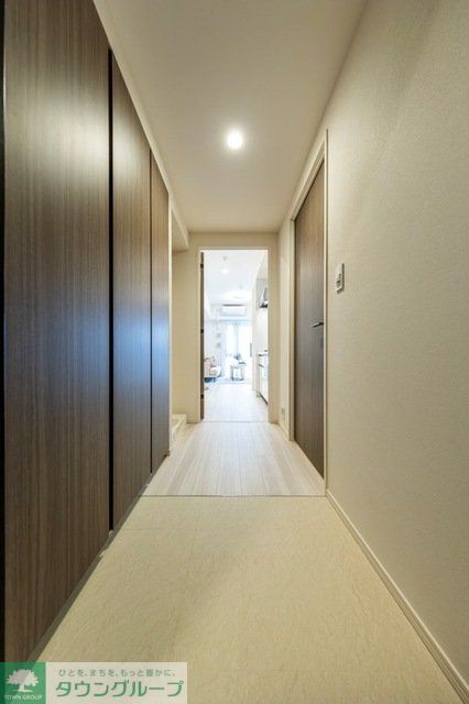 玄関　※写真は同タイプ住戸です。
