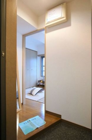 玄関　モデルルーム