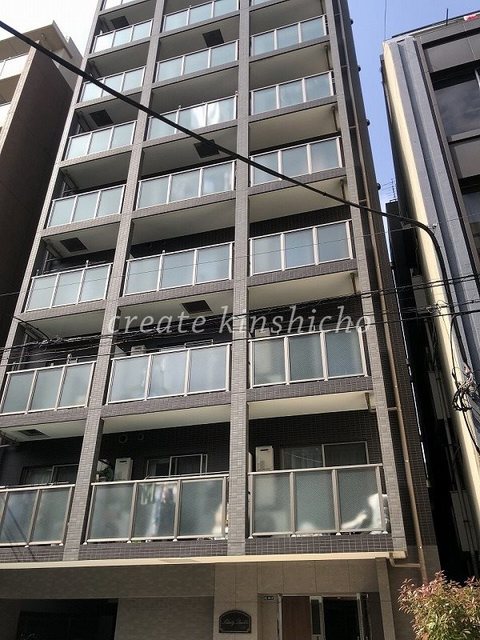 建物外観　１１階建ての賃貸マンション