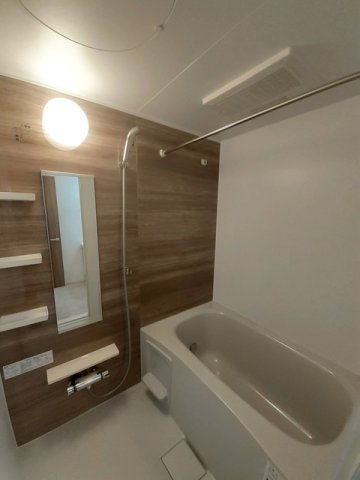 バス・シャワールーム　お風呂で日々の疲れを落としましょう