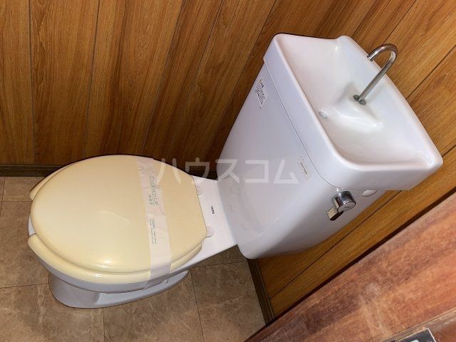 【江戸川区松島のアパートのトイレ】