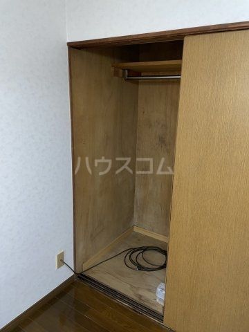 【江戸川区松島のアパートの収納】