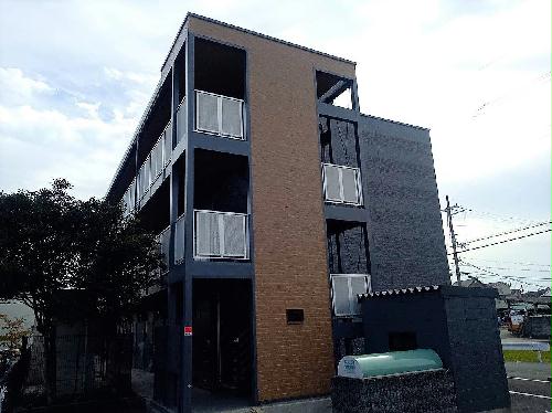 建物外観　嵯峨美術大学・嵯峨美術短期大学生へおススメ！