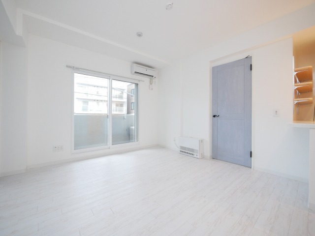 居室・リビング　☆13.8帖の広々としたリビングです♪