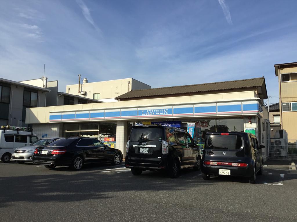 コンビニ　ローソン新潟堀之内南一丁目店（コンビニ）まで475m