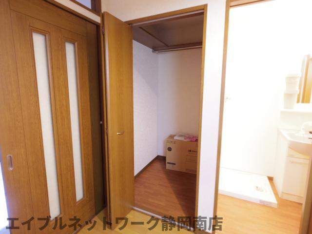 収納　大きなものも収納できそうです