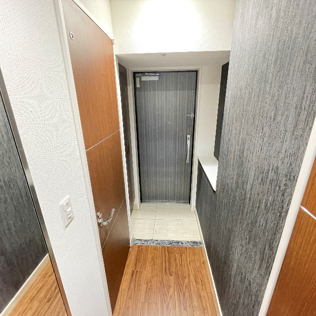 【さくらＨｉｌｌｓ　ＮＩＳＨＩＫＩ　Ｐｌａｔｉｎｕｍ　Ｒｅｓｉｄｅｎｃｅの玄関】