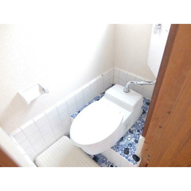 トイレ　バストイレ別