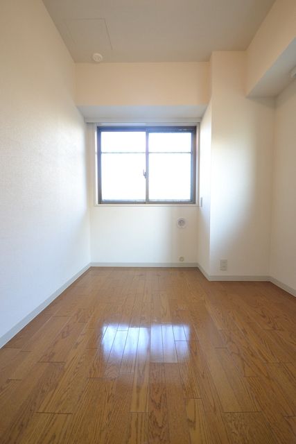 居室・リビング　画像反転