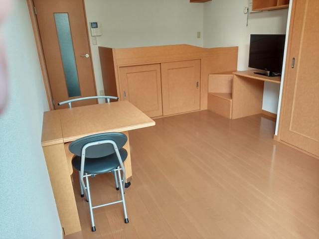 居室・リビング　※同タイプ部屋の写真です。