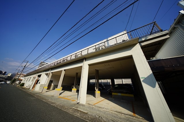 下関市一の宮町のアパートの建物外観