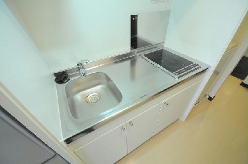キッチン　同シリーズの類似となります。現況を優先致します。