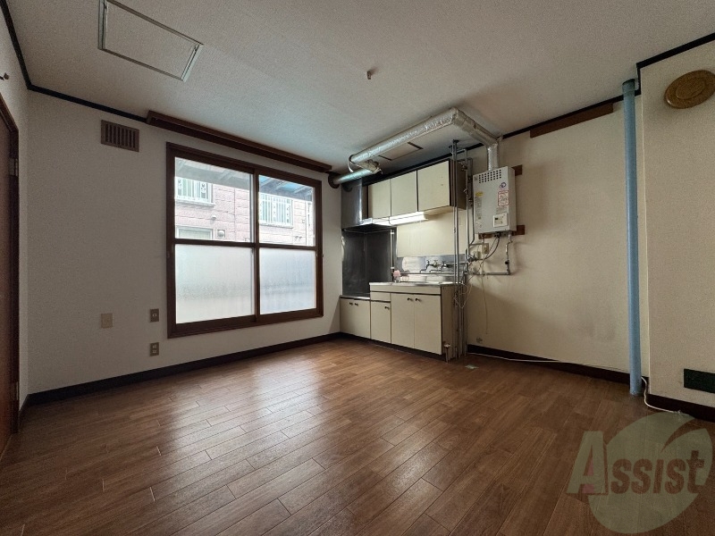 居室・リビング　広くてキレイなお部屋が広がっていて、充実した生活が送れそう。