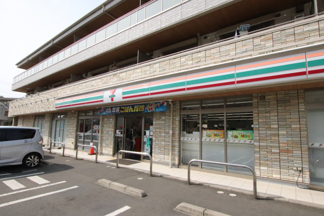 コンビニ　セブンイレブン相模原南橋本２丁目店（コンビニ）まで140m