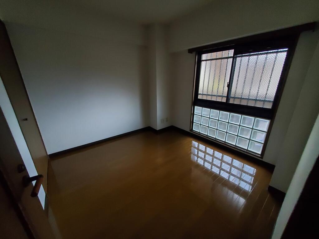 その他部屋・スペース　同タイプ別室の写真となります。