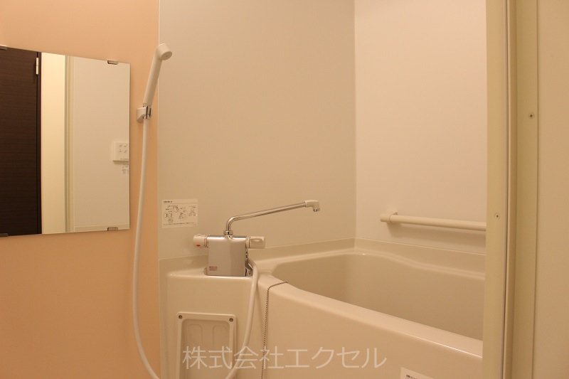 バス・シャワールーム　同等タイプのイメージ写真です。