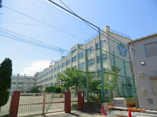 小学校　扇小学校（小学校）まで300m