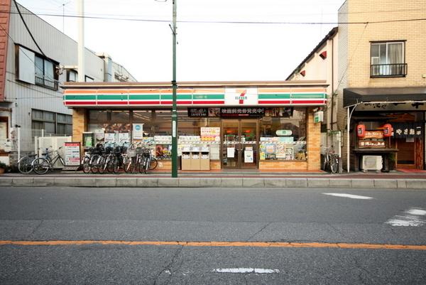 コンビニ　セブンイレブン武里駅西口店（コンビニ）まで442m