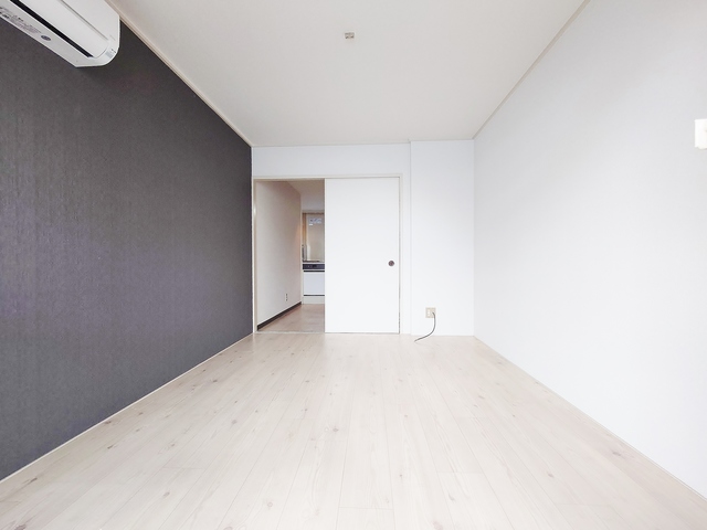 居室・リビング　エアコン付き