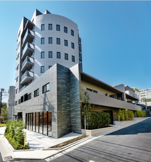 ブルーミング西麻布の建物外観