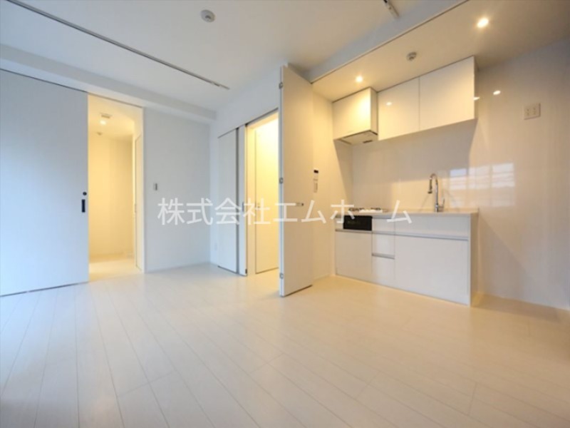 居室・リビング　洋室8.9帖　クローゼット（収納充実してます）