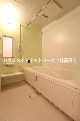 バス・シャワールーム　浴室１坪（追焚機能付）