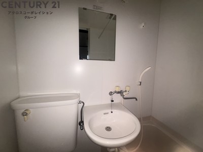 洗面設備　浴室内に洗面台付き！