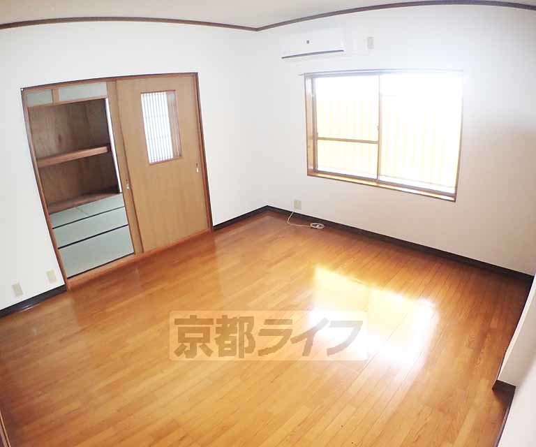 居室・リビング　開放感のあるお部屋です