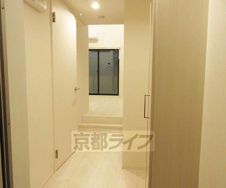 その他部屋・スペース　ゆったりとした廊下・