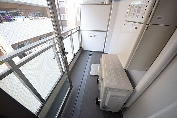 バルコニー　※別部屋の参考写真です。