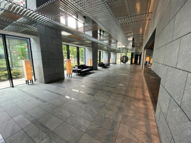 ロビー　エントランスホール