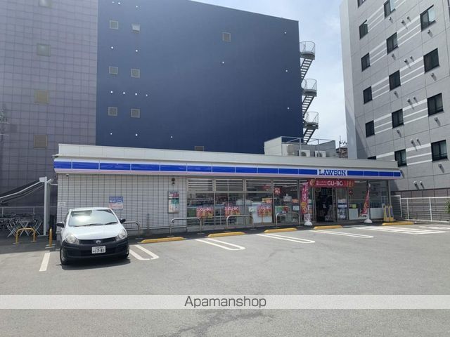 コンビニ　ローソン（コンビニ）まで749m