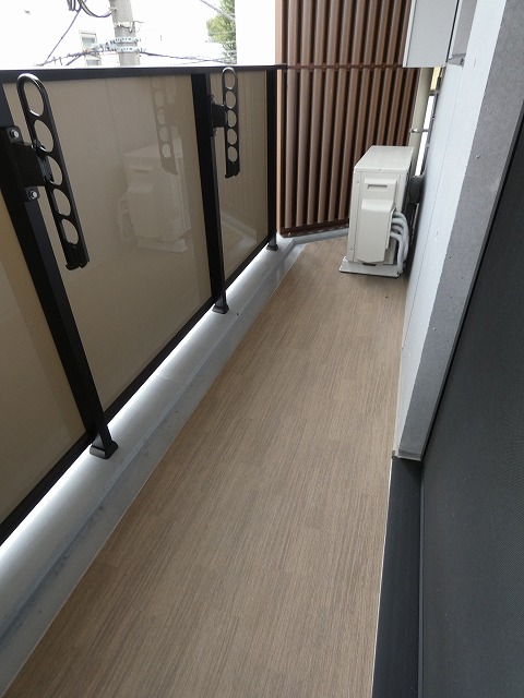 バルコニー　バルコニー