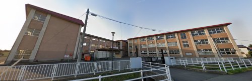 中学校　弘前市立第一中学校（中学校）まで1610m