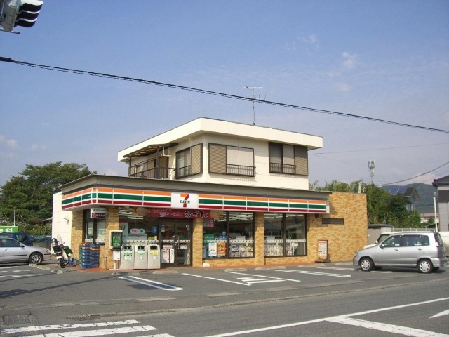 コンビニ　セブンイレブン富士市四ツ家店（コンビニ）まで875m