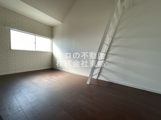 居室・リビング　明るい雰囲気で暮らしやすい！優しい質感の室内がオススメ☆