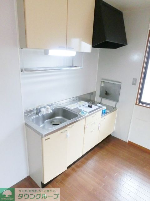 キッチン　お問合せはタウンハウジングまで！※現地待合わせ相談可能