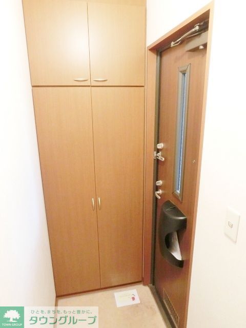 玄関　お問合せはタウンハウジングまで！※現地待合わせ相談可能