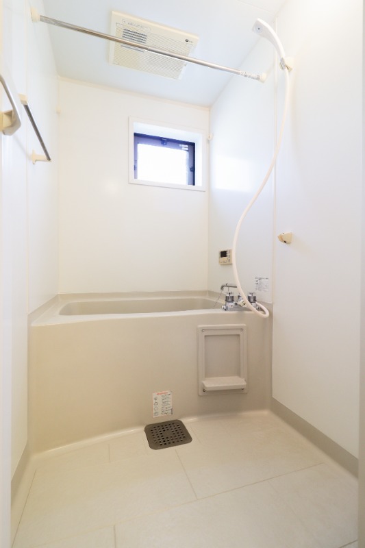 バス・シャワールーム　図面と現状に相違がある場合には現状を優先