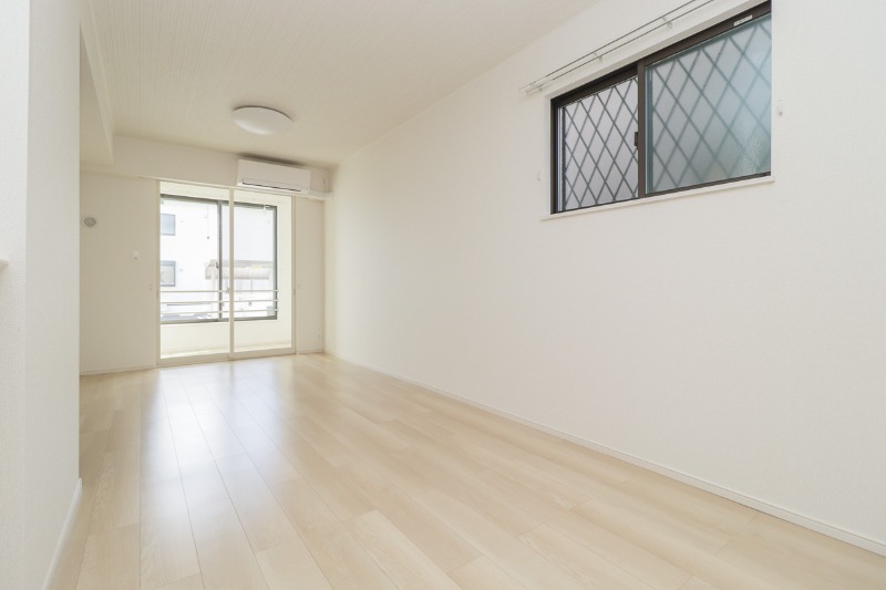 居室・リビング　図面と現状に相違がある場合には現状を優先