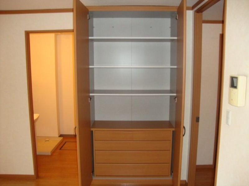 収納　図面と現状に相違がある場合には現状を優先