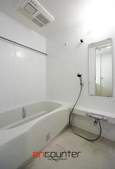 バス・シャワールーム　※同マンション別室参考写真